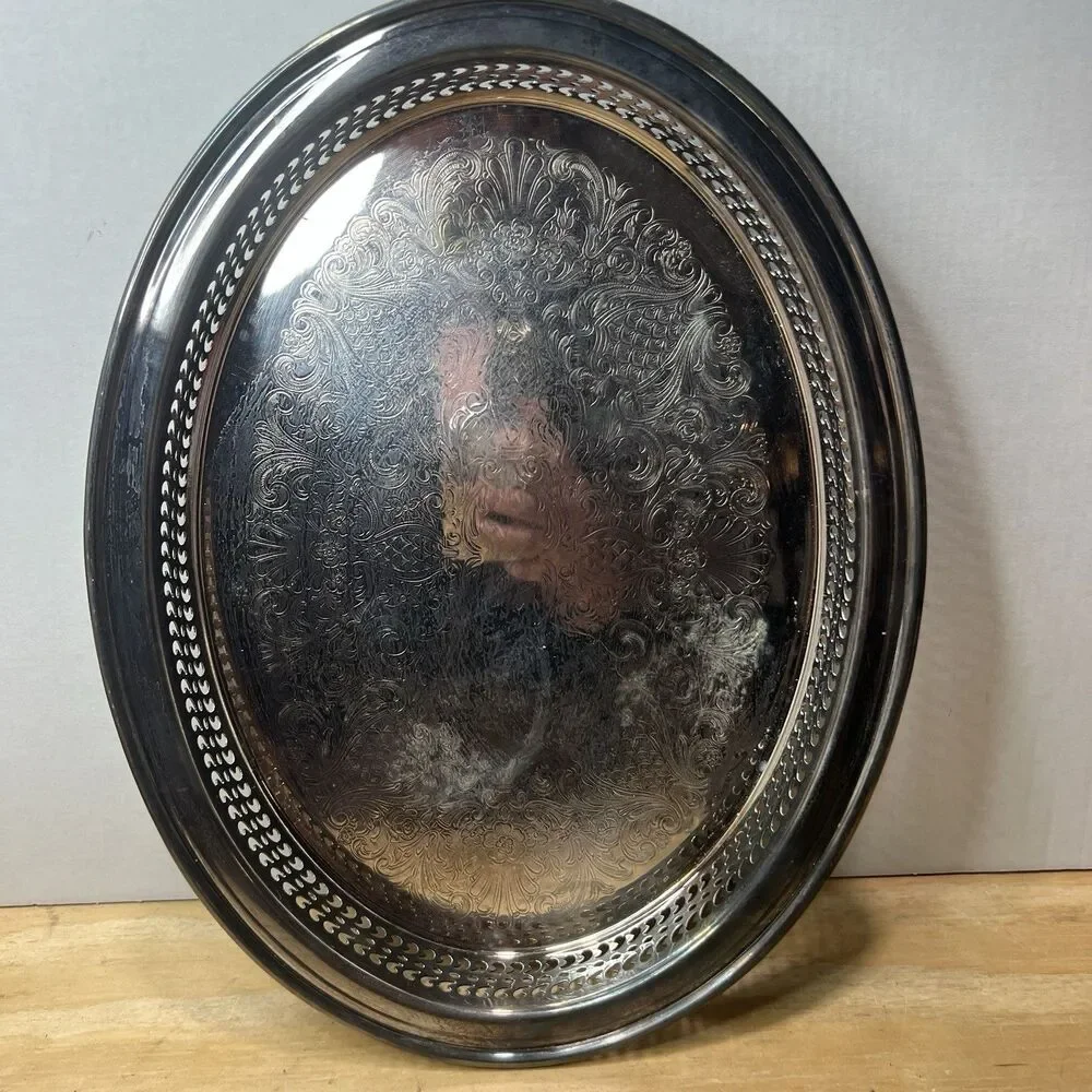 Vintage Wm Rogers & Son International Silver Plate Oval Gallery Tray Platter 79G